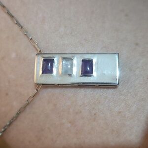 VINTAGE ART DECO STERLING AMETHYST PENDANT ON 925 STERLING CHAIN 2O IN 13.32 Gr